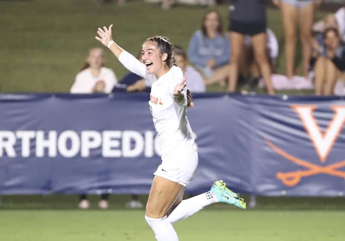 Diana Ordonez Virginia Cavaliers women's soccer